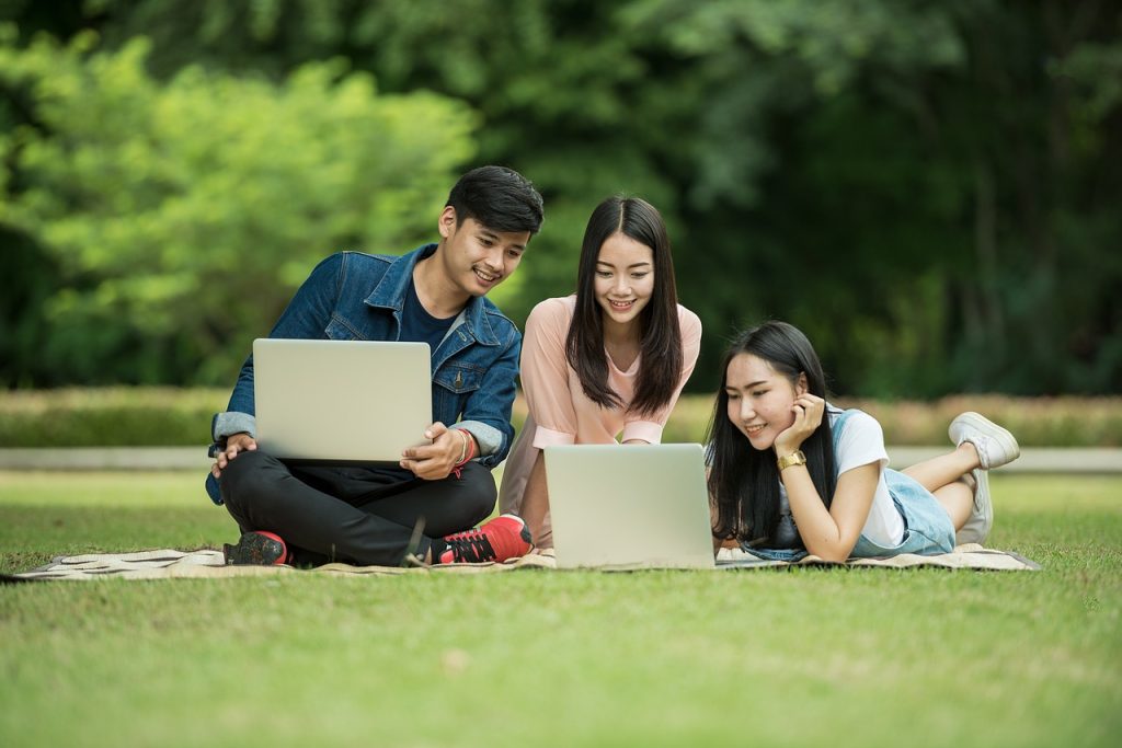 Étudiants